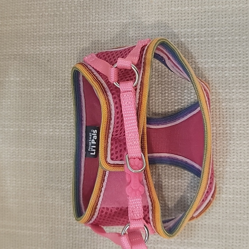 Lil paws pup harnesses petite small I have 2 and they are $9 each never used.
